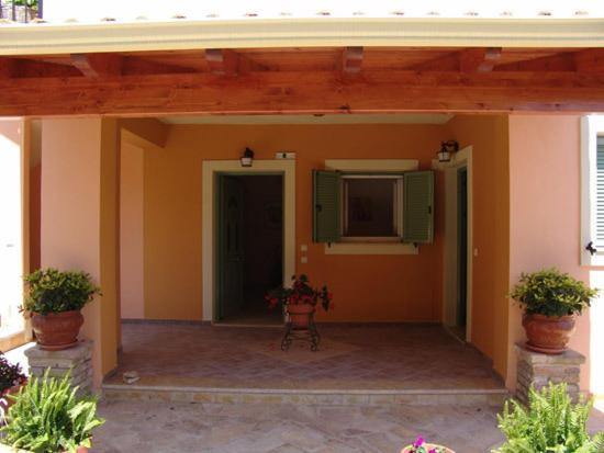 Villa Pepy Mesongí Exterior foto